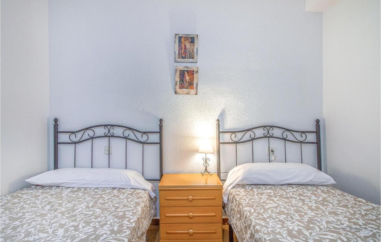1 Bedroom Nice Apartment In Santa Pola Exteriér fotografie